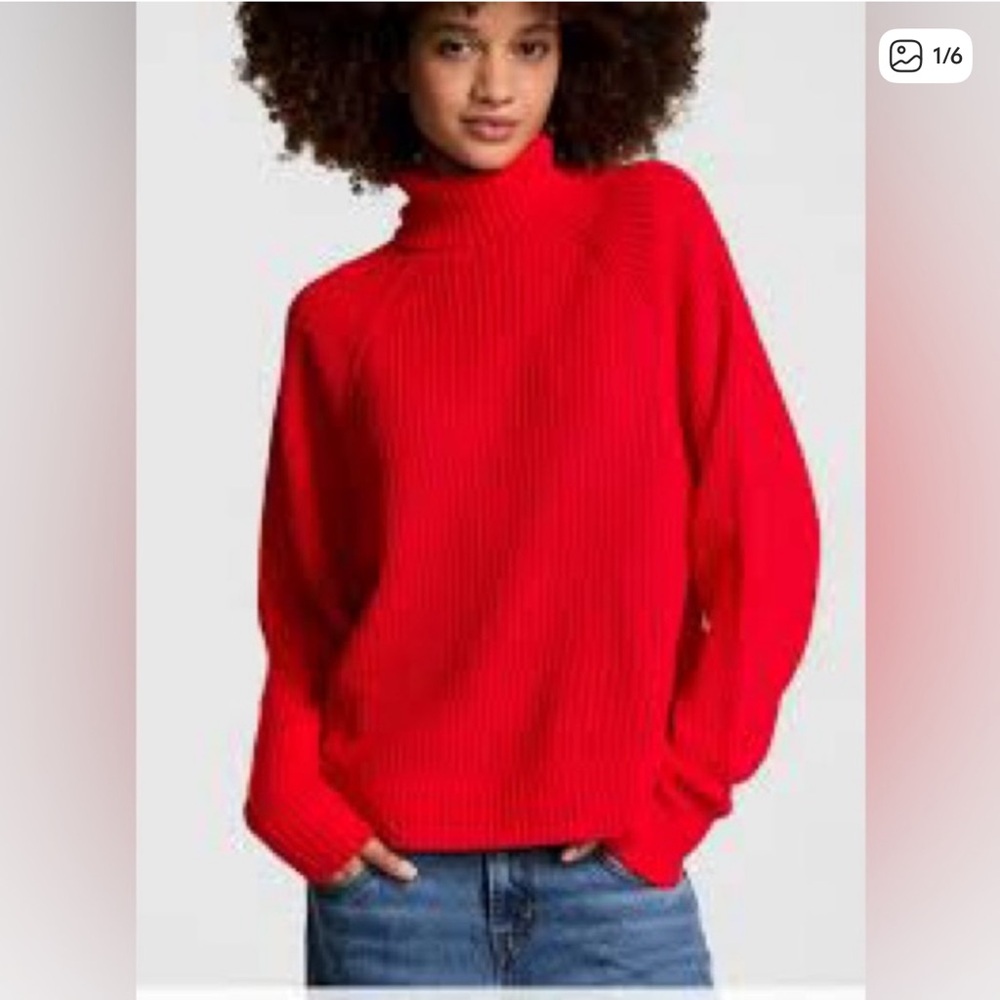 NWT Victoria’s Secret Pink Turtleneck Sweater M